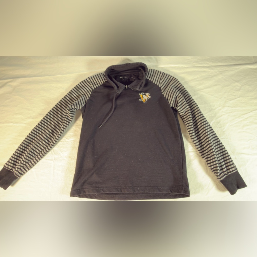 Antigua Black Striped-Sleeve Hoodie w NHL Pittsburgh Penguins Team Patch Sz Med